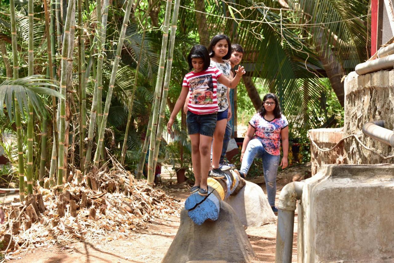 Surya Shibir Resort Púna Exteriér fotografie