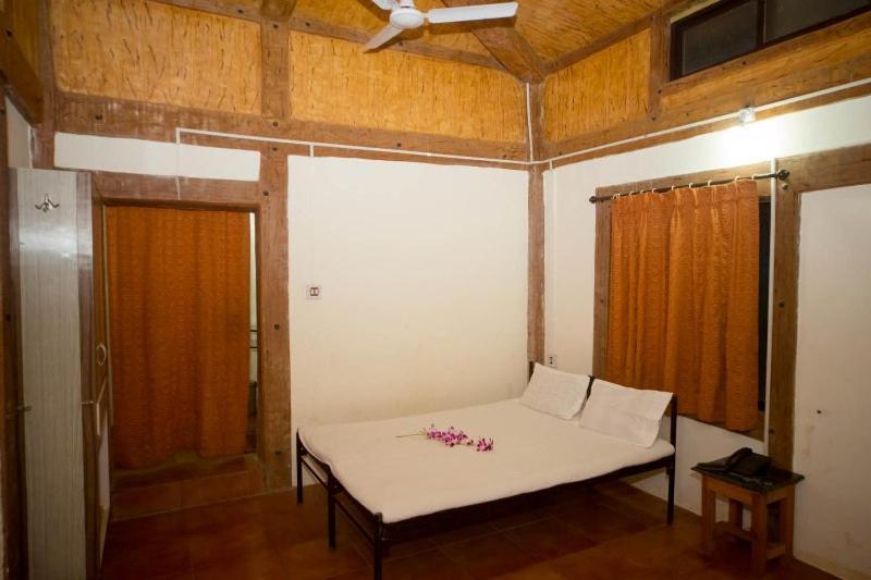 Surya Shibir Resort Púna Exteriér fotografie